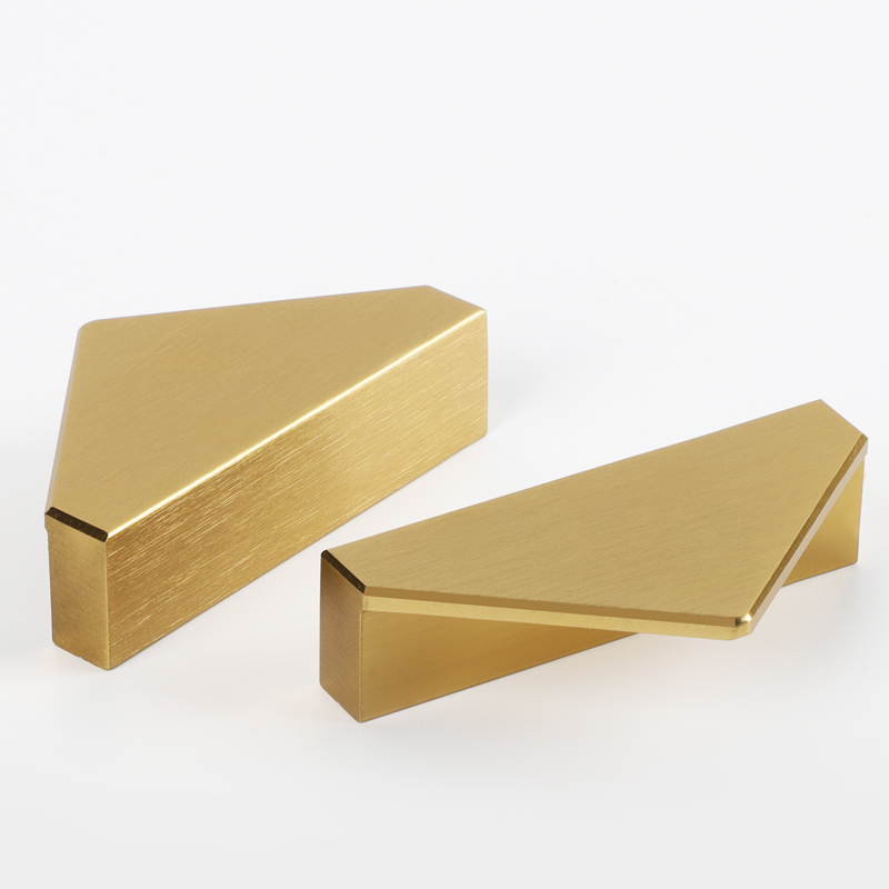 BaiNong 真鍮キャビネット取手ゴールド引き出し取手クロ - Furniture Hardware Gold のレビューと価格