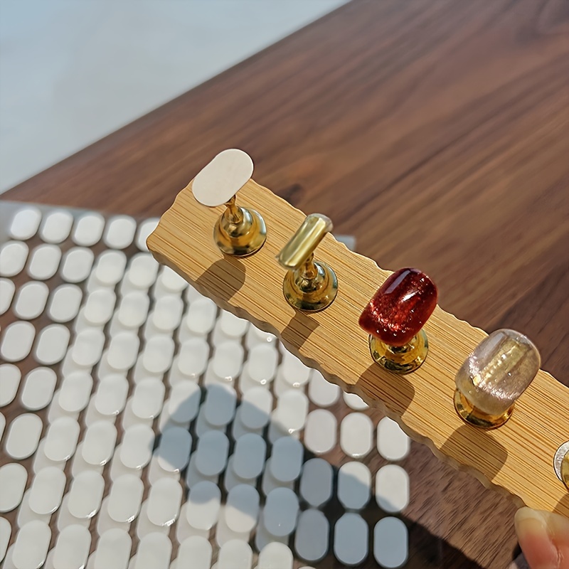 ネイルアートディスプレイ粘着タブ2個、付け爪マニキュアチップ - Furniture Hardware Nails のレビューと価格
