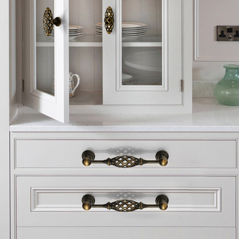 1pc ヴィンテージアンティークブロンズキャビネットハンドル - Vintage Furniture Hardware Pulls のレビューと価格